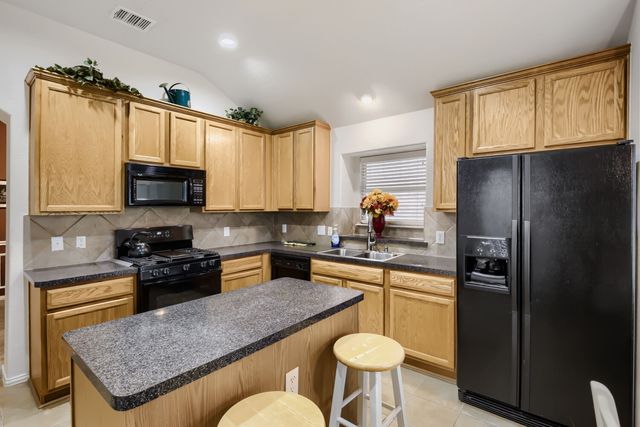 2616 Cantura Drive, Mesquite, TX 75181