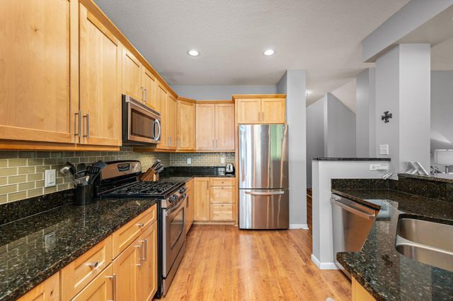 758 Fairfield Circle, Minnetonka, MN 55305