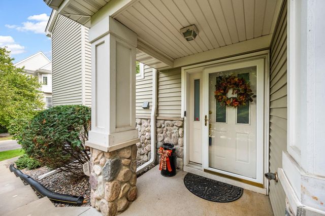758 Fairfield Circle, Minnetonka, MN 55305