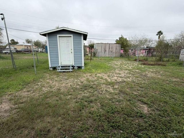 309 E Pablo Layton E Street, Elsa, TX 78543