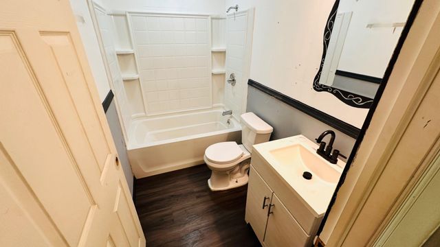 4 ELM ST, Lebanon, PA 17046