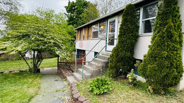4 ELM ST, Lebanon, PA 17046