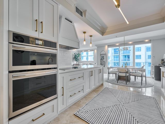 99 SE Mizner Boulevard Ph 35, Boca Raton, FL 33432