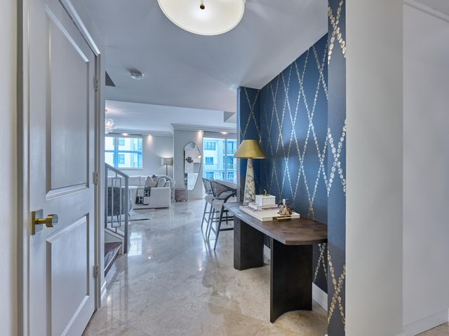 99 SE Mizner Boulevard Ph 35, Boca Raton, FL 33432