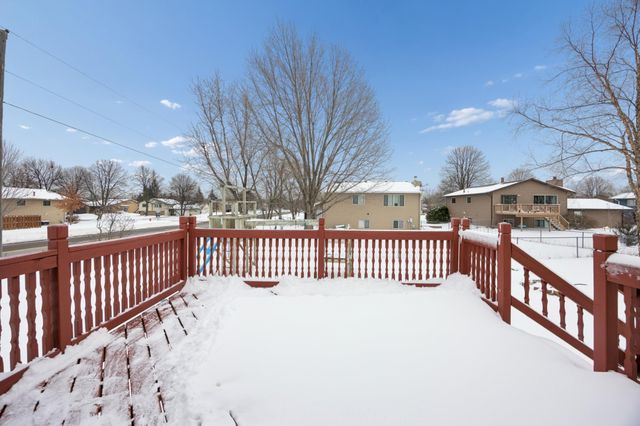 9648 Vincent Avenue N, Brooklyn Park, MN 55444