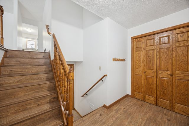 9648 Vincent Avenue N, Brooklyn Park, MN 55444