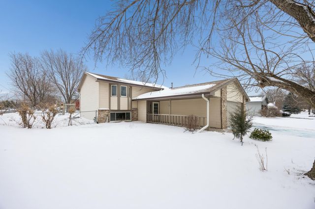9648 Vincent Avenue N, Brooklyn Park, MN 55444