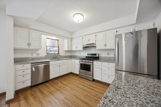 9648 Vincent Avenue N, Brooklyn Park, MN 55444