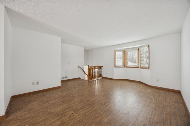 9648 Vincent Avenue N, Brooklyn Park, MN 55444