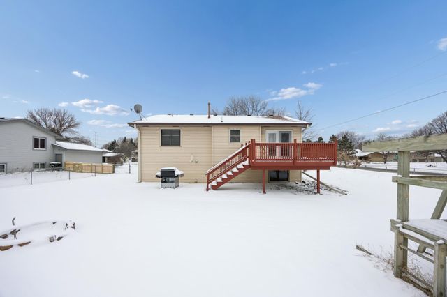 9648 Vincent Avenue N, Brooklyn Park, MN 55444