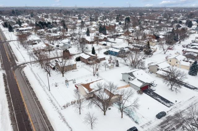 9648 Vincent Avenue N, Brooklyn Park, MN 55444