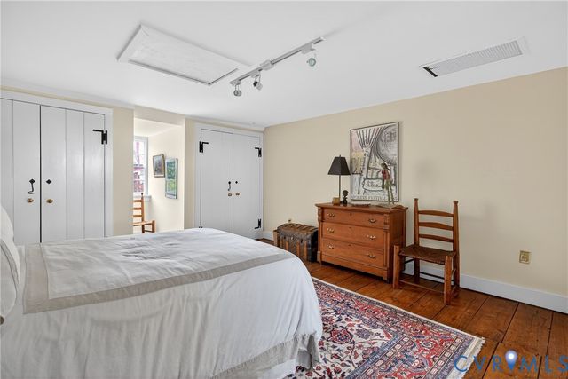 2503 E Grace St, Richmond, VA 23223