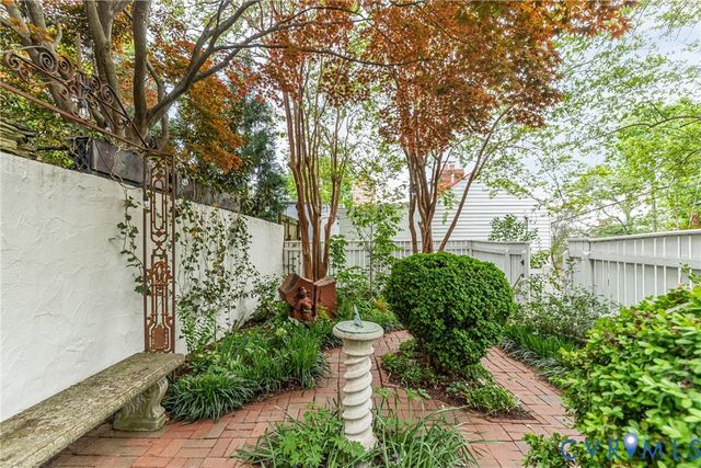 2503 E Grace St, Richmond, VA 23223
