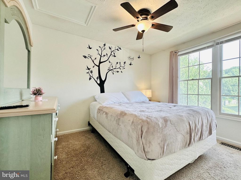 Image 21 of property listing at 51 CHINS CT, Owings Mills, MD 21117