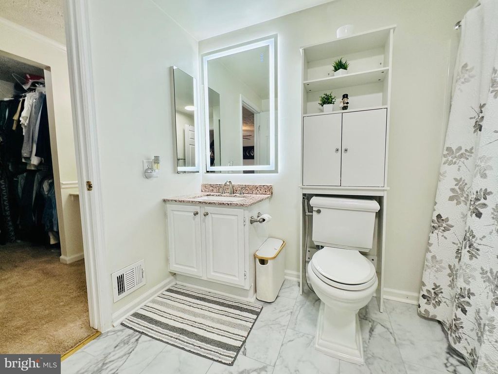 Image 22 of property listing at 51 CHINS CT, Owings Mills, MD 21117