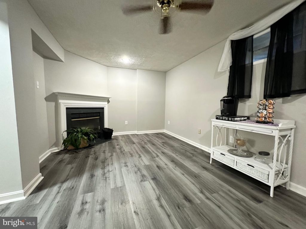 Image 31 of property listing at 51 CHINS CT, Owings Mills, MD 21117