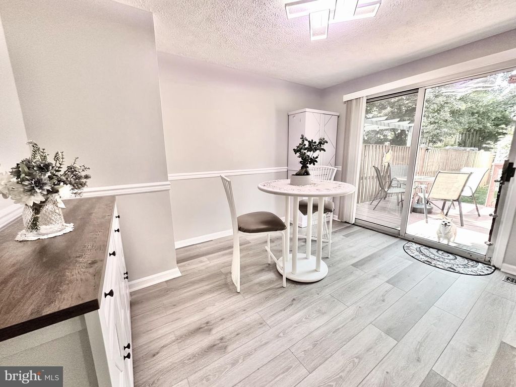 Image 7 of property listing at 51 CHINS CT, Owings Mills, MD 21117