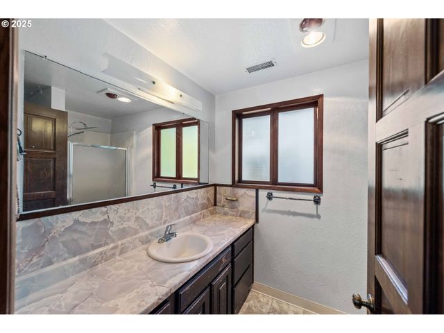 2355 LOMBARD St, North Bend, OR 97459