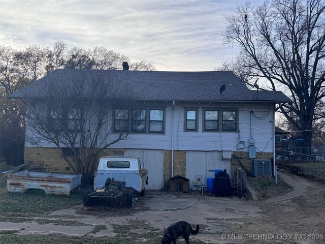 617 S Seminole Avenue, Okmulgee, OK 74447