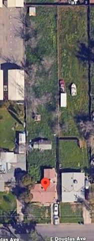 632 E Douglas Avenue, Visalia, CA 93292