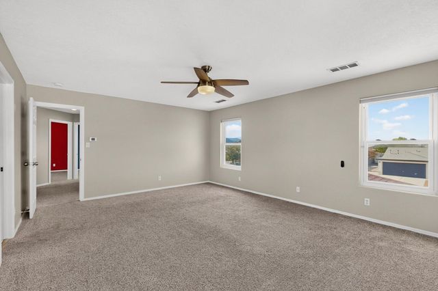 7143 Raleigh Hills Drive NE, Rio Rancho, NM 87144