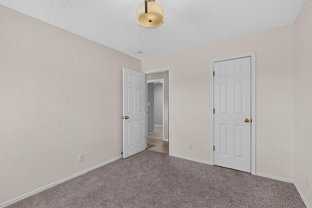 7143 Raleigh Hills Drive NE, Rio Rancho, NM 87144