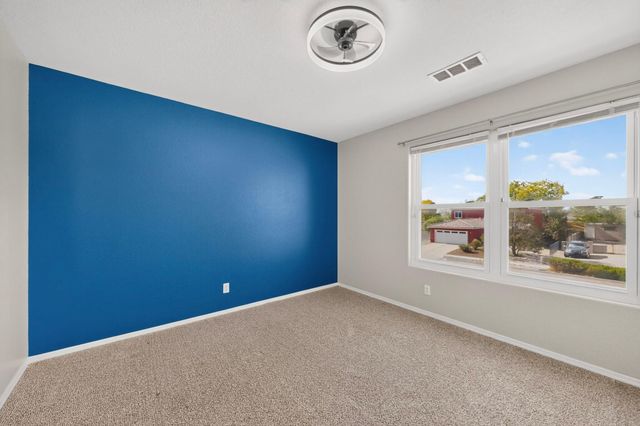 7143 Raleigh Hills Drive NE, Rio Rancho, NM 87144