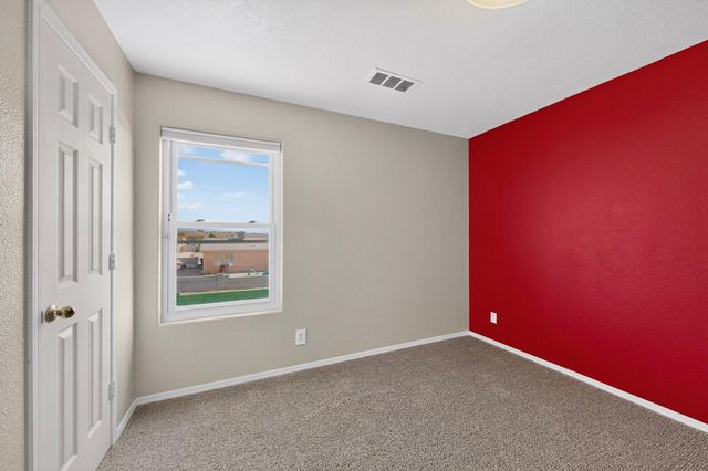 7143 Raleigh Hills Drive NE, Rio Rancho, NM 87144