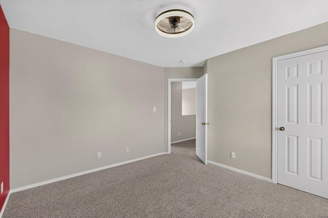 7143 Raleigh Hills Drive NE, Rio Rancho, NM 87144