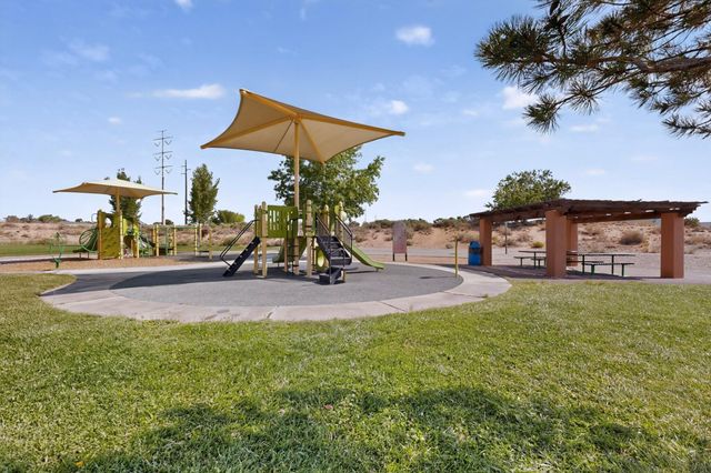 7143 Raleigh Hills Drive NE, Rio Rancho, NM 87144