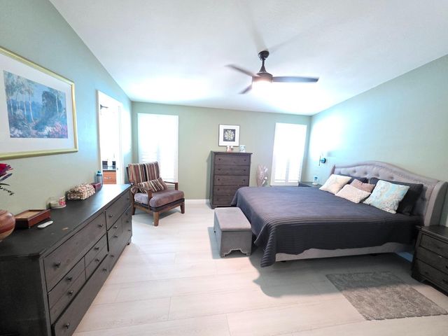 141 Chateau La Salle Drive 141, San Jose, CA 95111