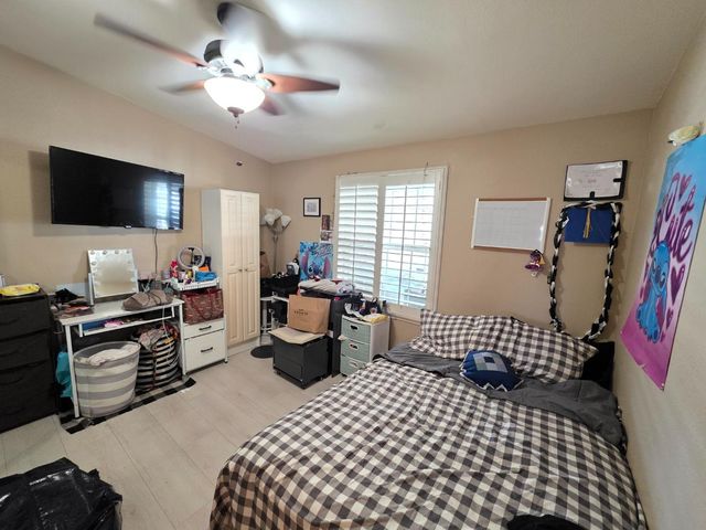 141 Chateau La Salle Drive 141, San Jose, CA 95111