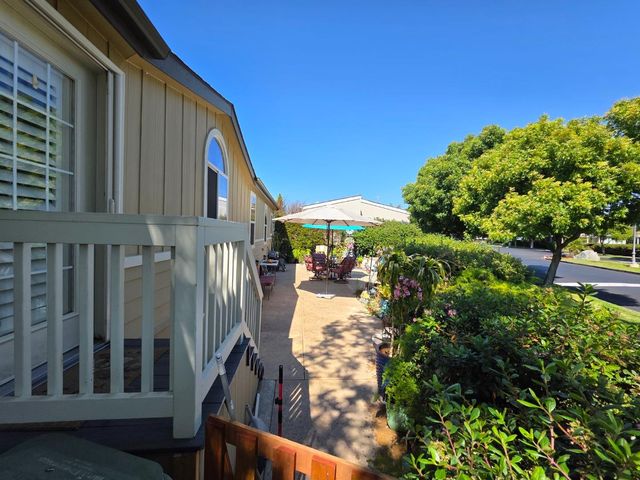 141 Chateau La Salle Drive 141, San Jose, CA 95111