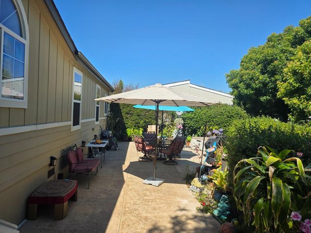 141 Chateau La Salle Drive 141, San Jose, CA 95111