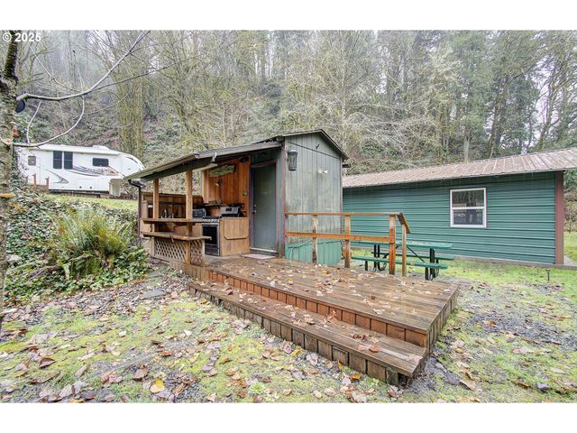 373 FALLERT Rd, Kalama, WA 98625