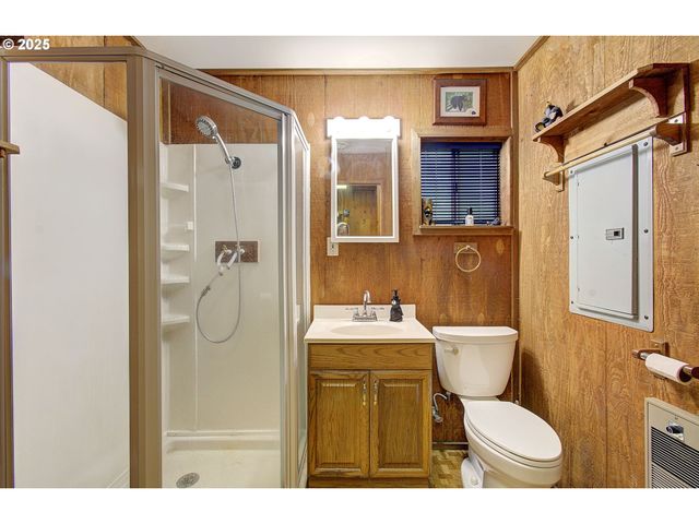 373 FALLERT Rd, Kalama, WA 98625