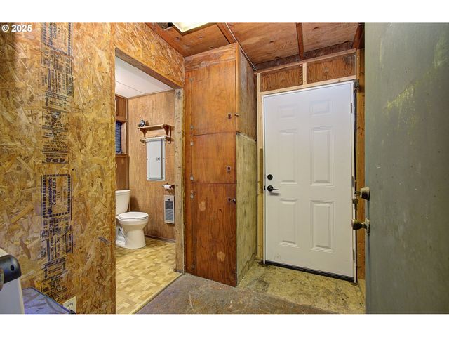 373 FALLERT Rd, Kalama, WA 98625