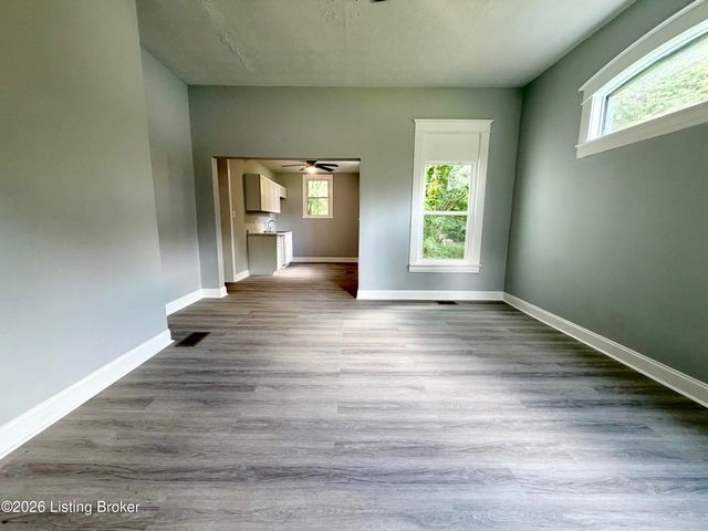 4140 W Broadway 1, Louisville, KY 40211