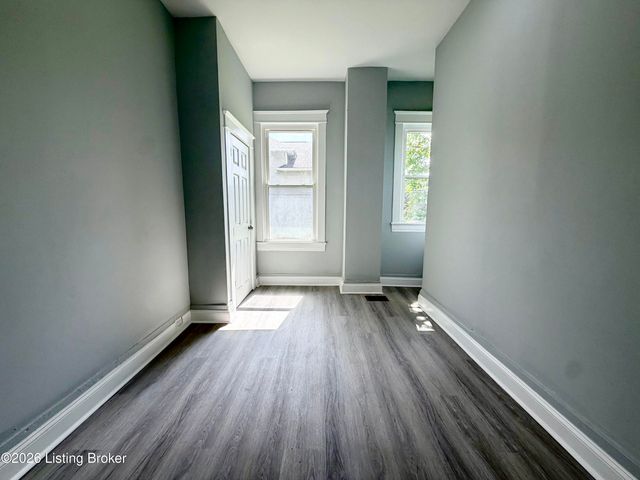 4140 W Broadway 1, Louisville, KY 40211