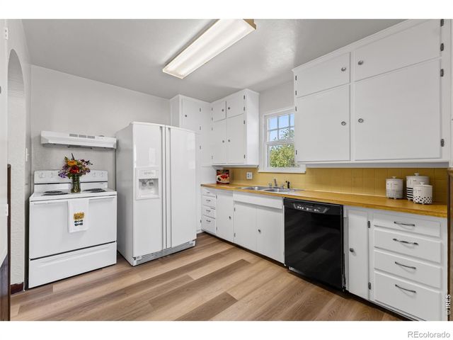 1319 16th Street, Greeley, CO 80631