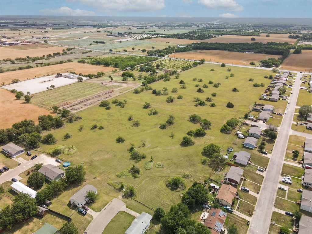 2209 N Nolan River Road, Cleburne, TX 76033 — photo 5