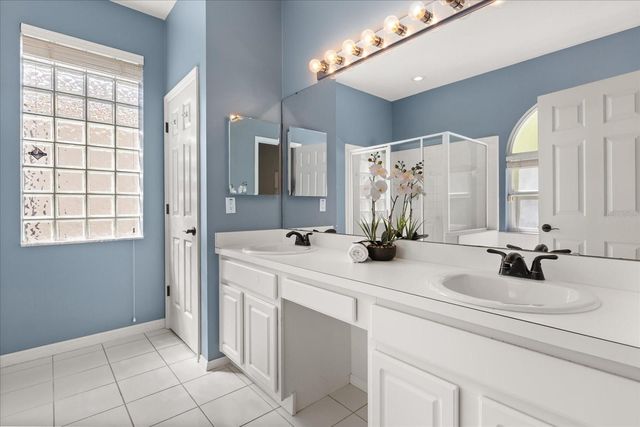 107 GOLDEN CREST COURT, Winter Springs, FL 32708