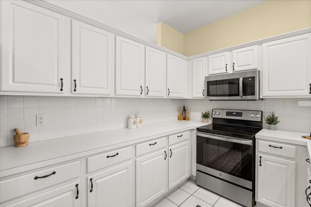 107 GOLDEN CREST COURT, Winter Springs, FL 32708