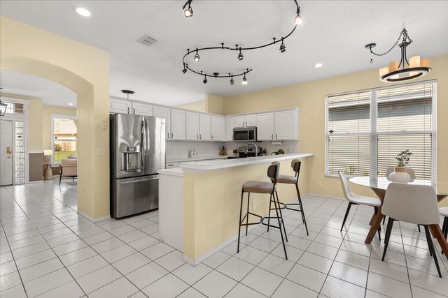 107 GOLDEN CREST COURT, Winter Springs, FL 32708