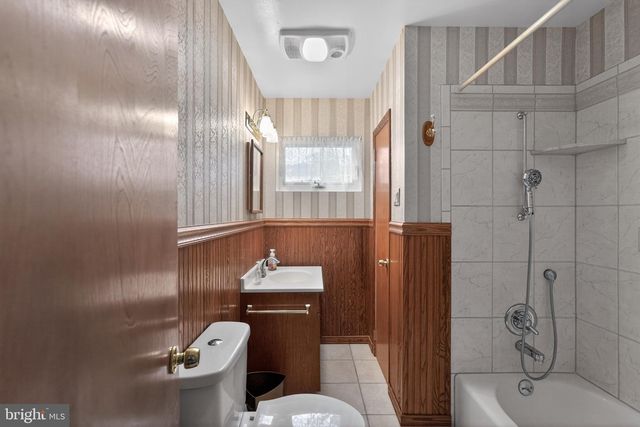 2845 TURNER AVE, Abington, PA 19001