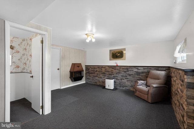 2845 TURNER AVE, Abington, PA 19001