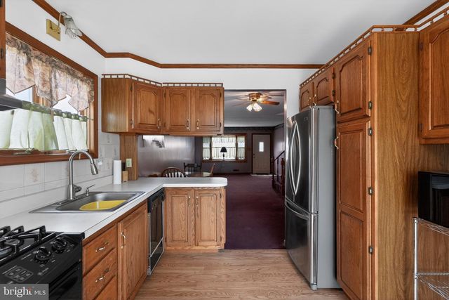 2845 TURNER AVE, Abington, PA 19001