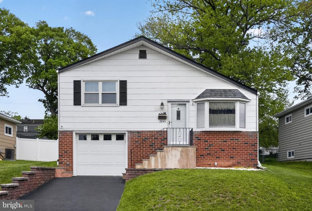 2845 TURNER AVE, Abington, PA 19001