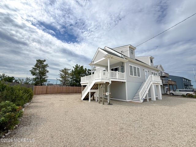 239 13th Avenue, Seaside Park, NJ 08752
