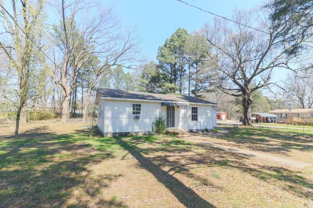 205 E Matthews Street, Brookland, AR 72417